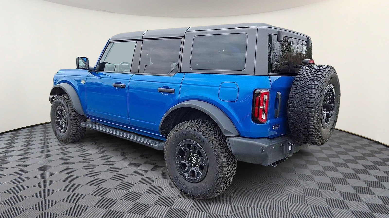 Used 2024 Ford Bronco Wildtrak image 6