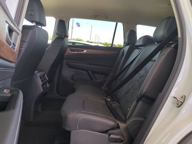 Used 2026 Volkswagen Atlas SE FWD image 28