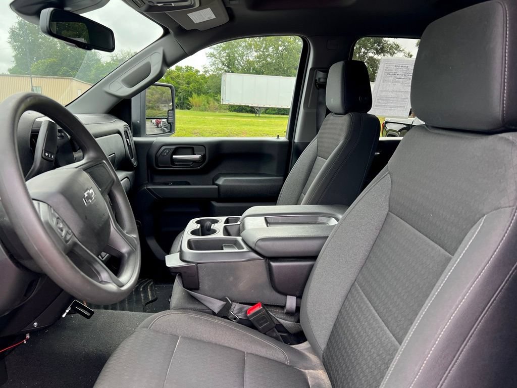 Used 2025 Chevrolet Silverado 2500 Custom w/ Custom Convenience Package AWD/4WD image 11