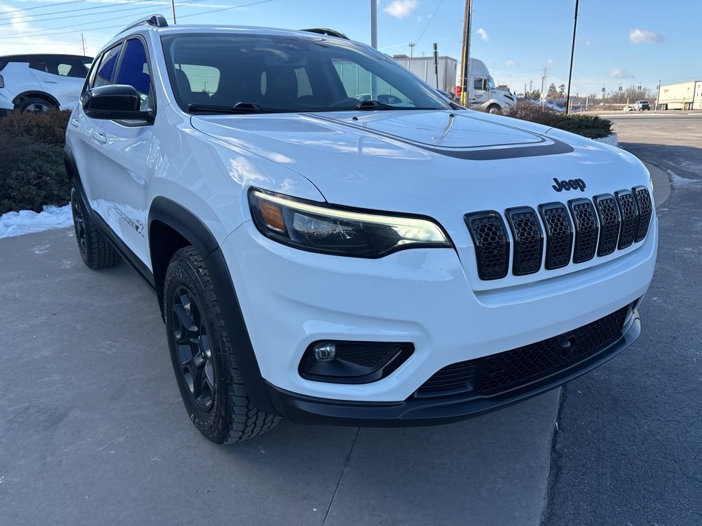 Used 2022 Jeep Cherokee Latitude w/ Sun & Sound Group image 4