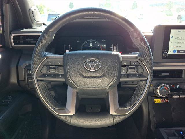 Certified 2024 Toyota Tacoma SR5 AWD/4WD image 19