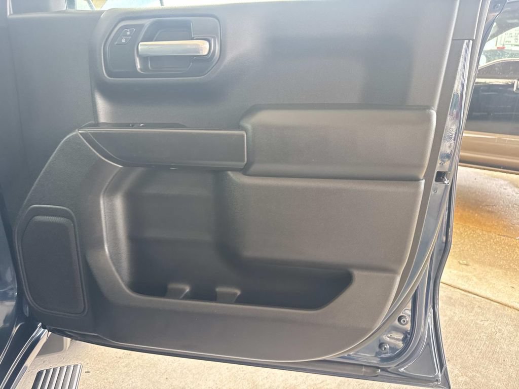 Used 2020 GMC Sierra 1500 2WD Crew Cab w/ Sierra Value Package image 15