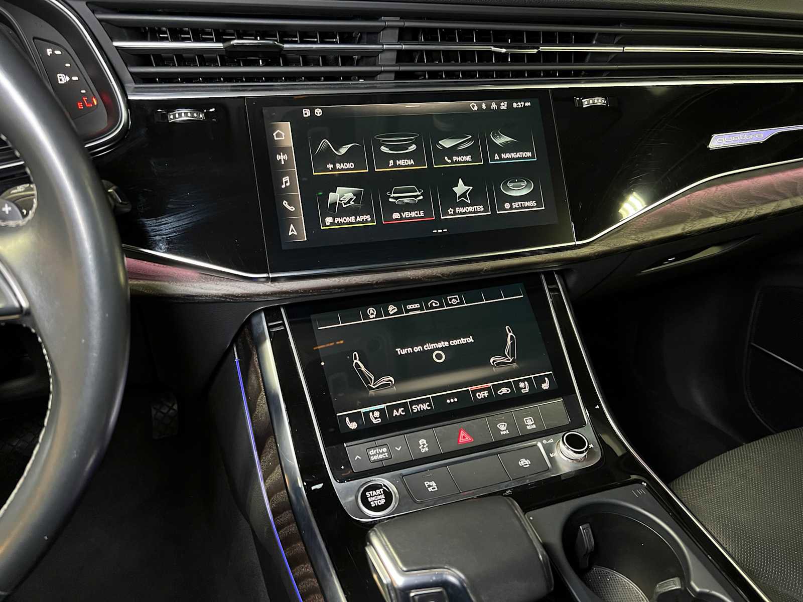 Used 2022 Audi Q8 Premium Plus w/ Premium Plus Package image 29