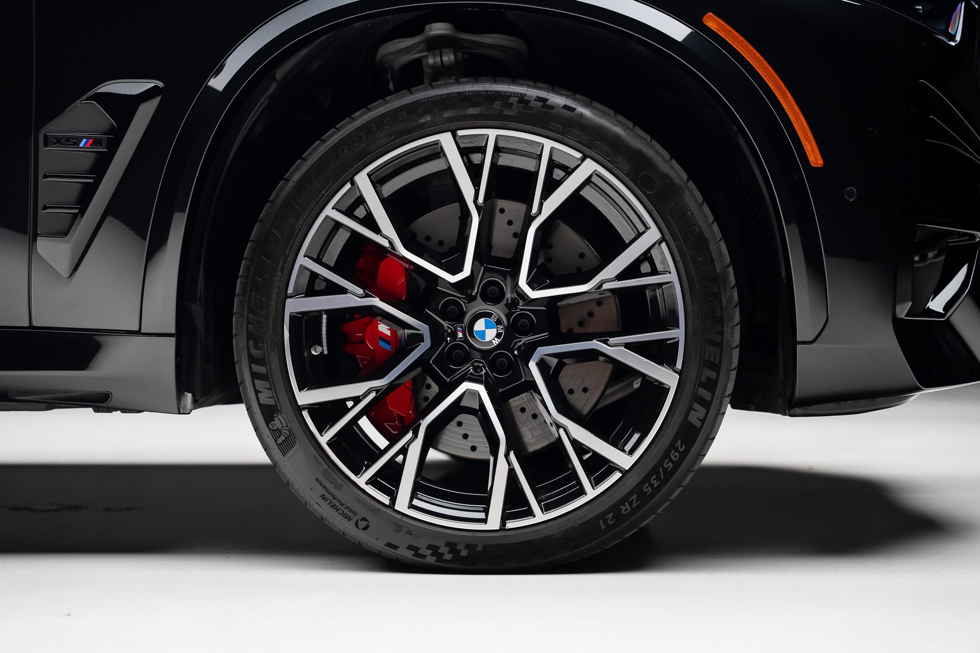 Used 2024 BMW X5 M Competition w/ Executive Package AWD/4WD image 41