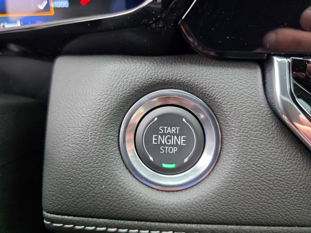 New 2025 Chevrolet Colorado LT w/ LT Convenience Package RWD image 14