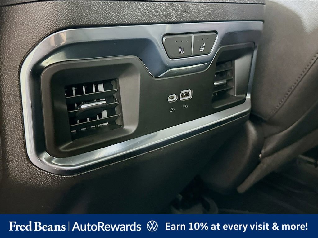 Used 2023 Chevrolet Silverado 1500 High Country w/ High Country Premium Package AWD/4WD image 28