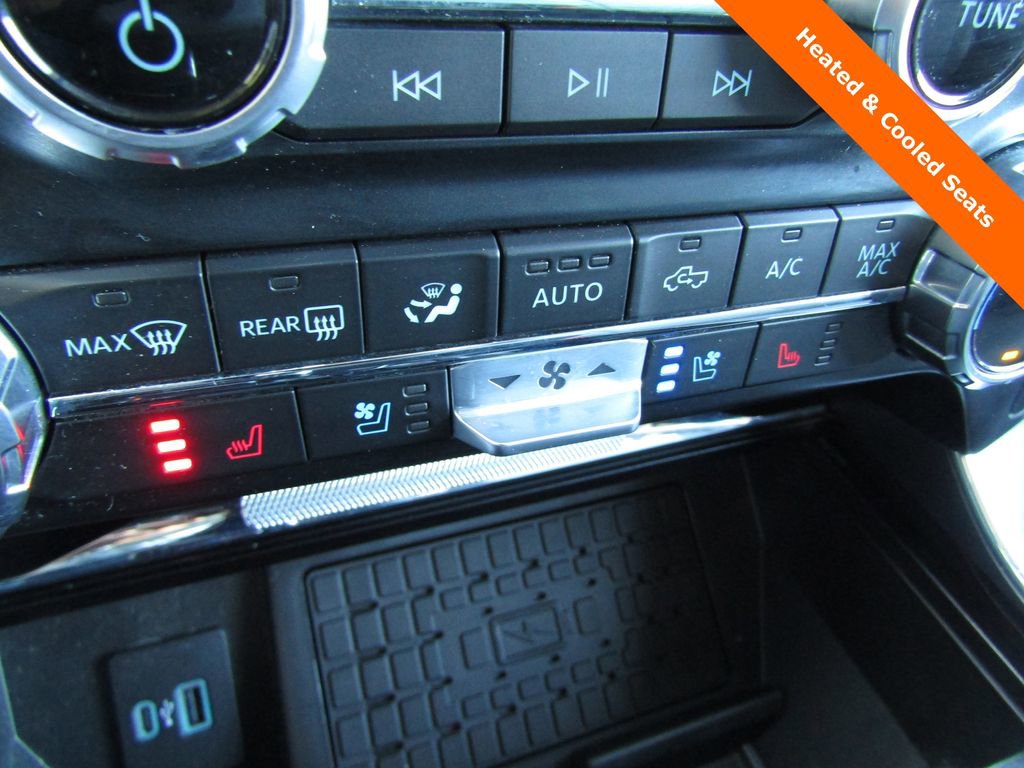 Used 2023 Ford F150 Lariat w/ Equipment Group 502A High image 21