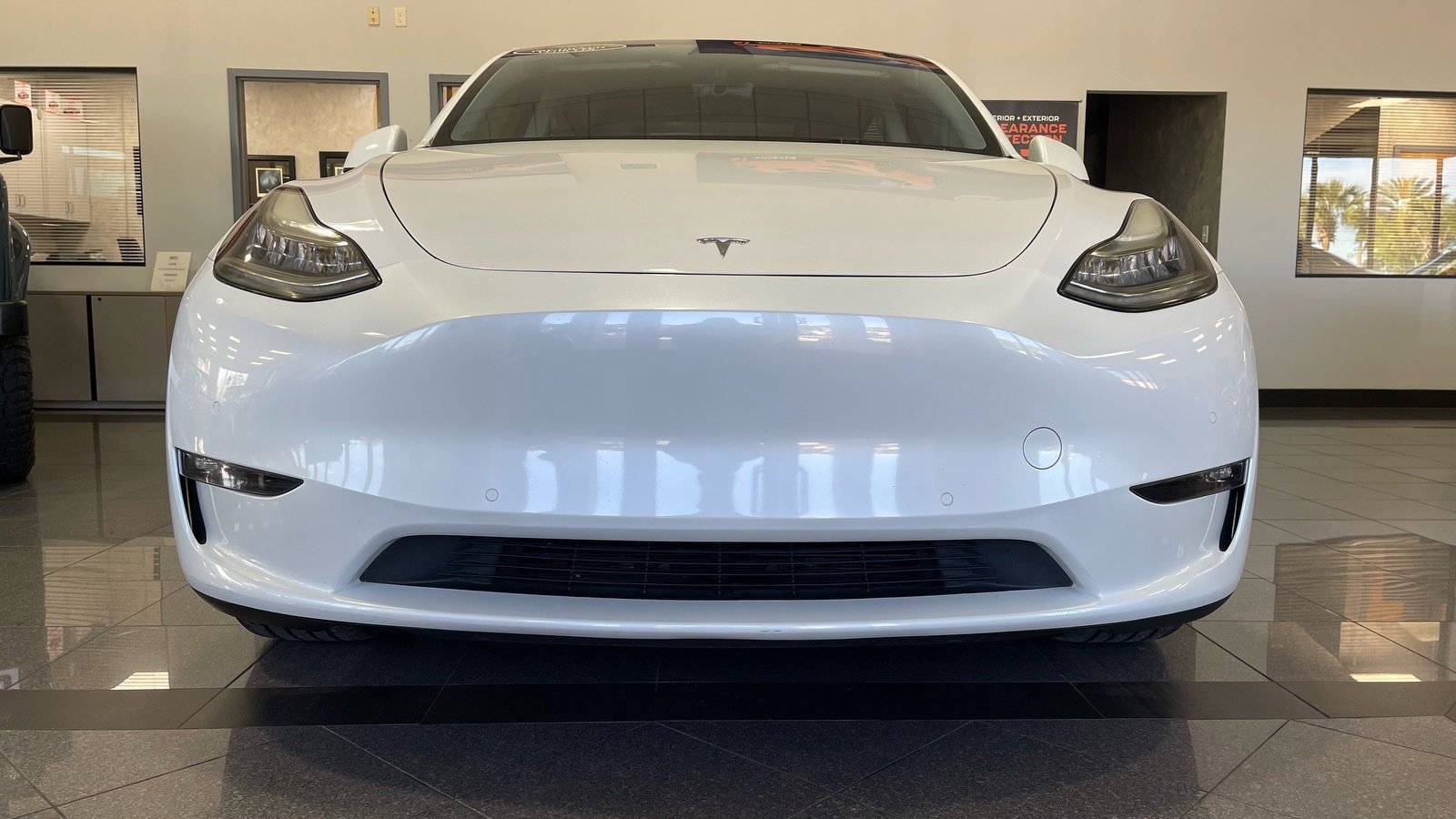 Used 2021 Tesla Model Y Long Range image 8