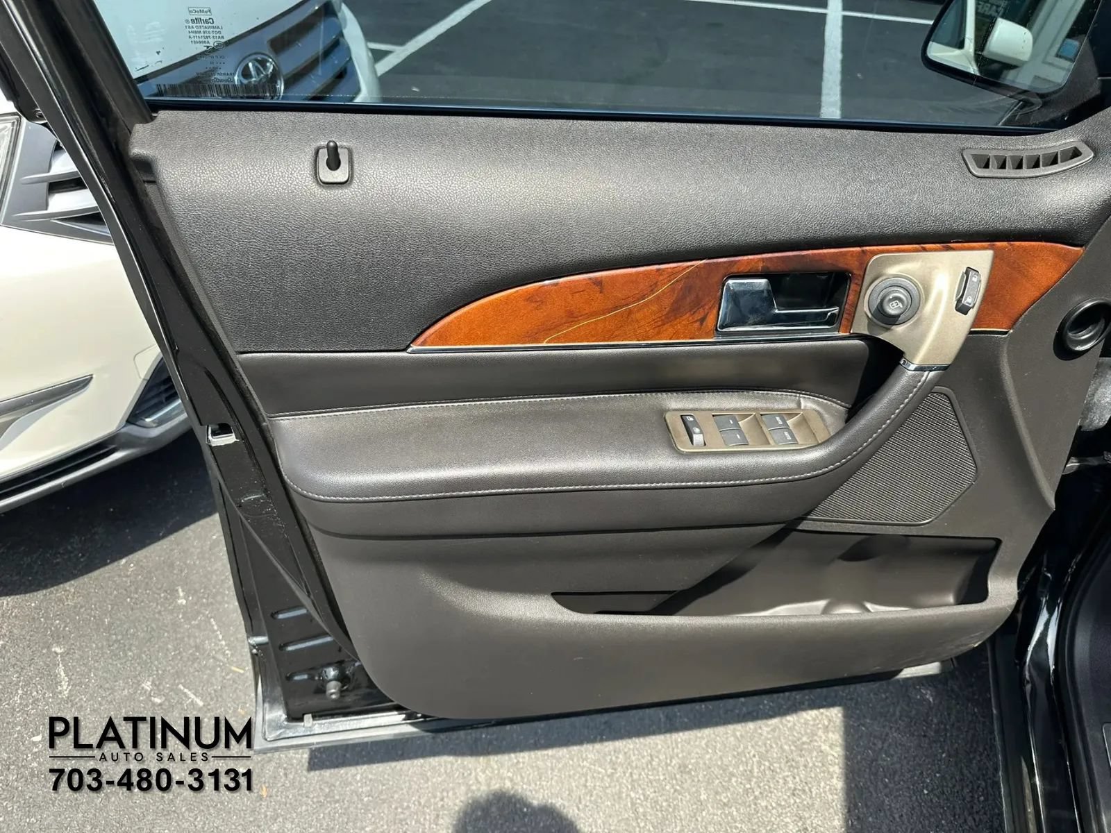 Used 2014 Lincoln MKX AWD w/ Equipment Group 102A image 18