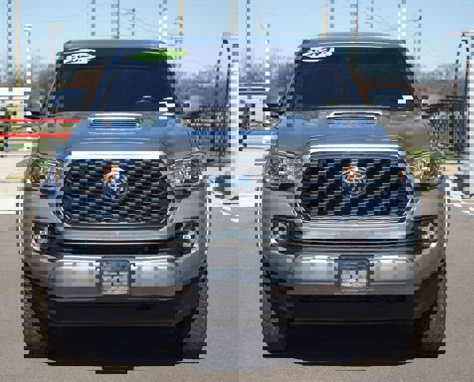 Used 2021 Toyota Tacoma TRD Sport w/ Technology Package image 24