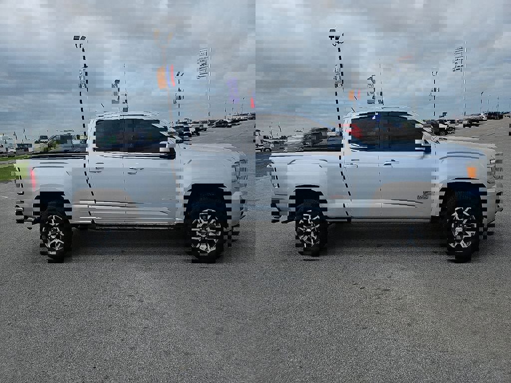 Used 2018 GMC Canyon All Terrain w/ Trailering Package AWD/4WD image 9