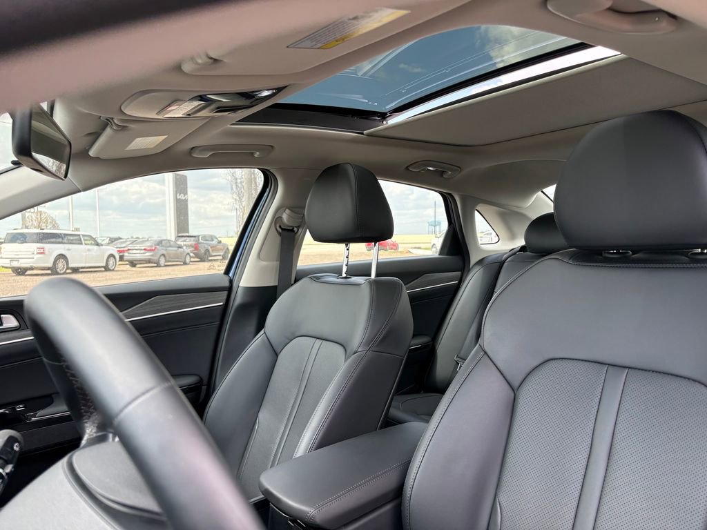 Certified 2026 Kia K5 EX image 16