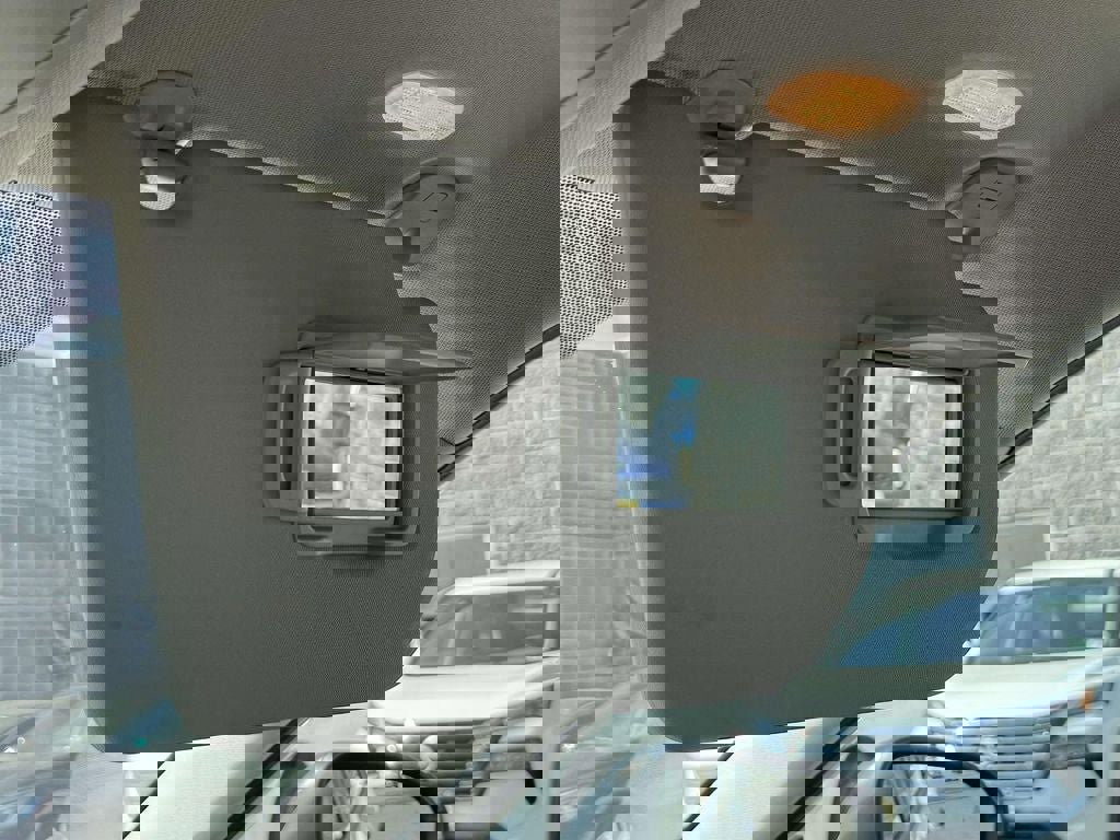 Used 2022 Nissan Rogue S image 34