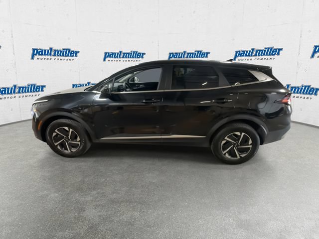 Used 2023 Kia Sportage LX AWD/4WD image 7