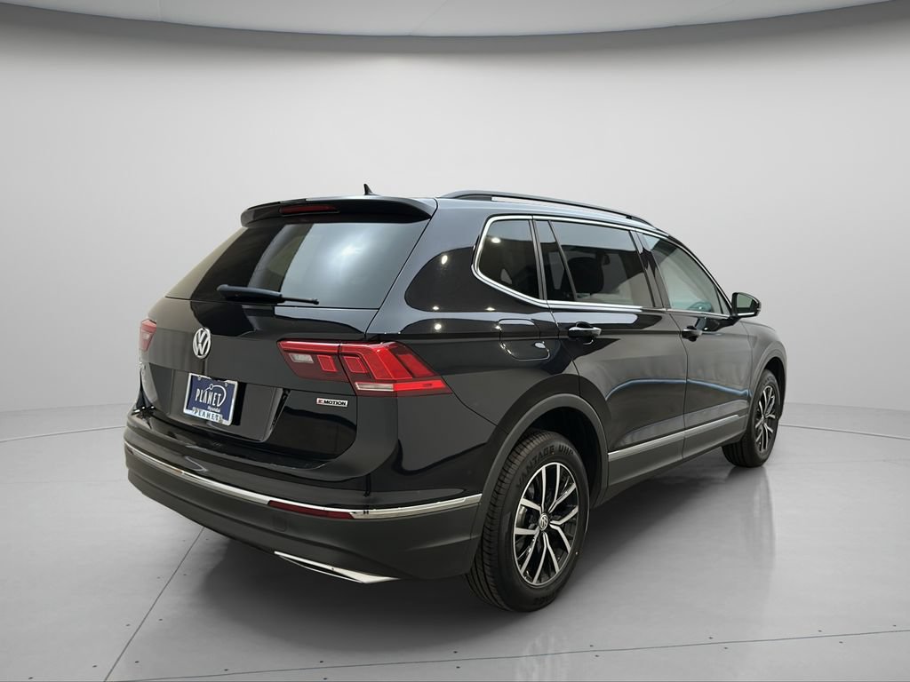 Used 2021 Volkswagen Tiguan SE AWD/4WD image 6