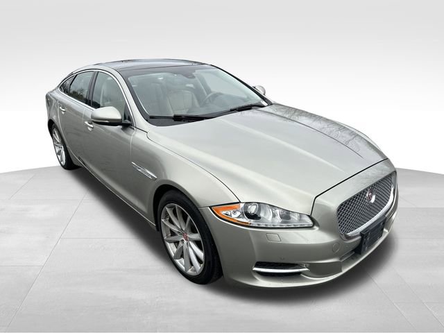 Used 2014 Jaguar XJ AWD image 7