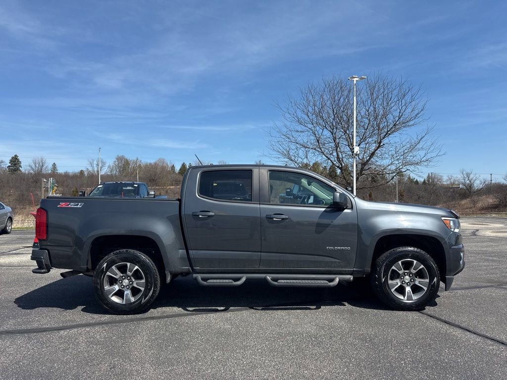 Used 2016 Chevrolet Colorado Z71 AWD/4WD image 3