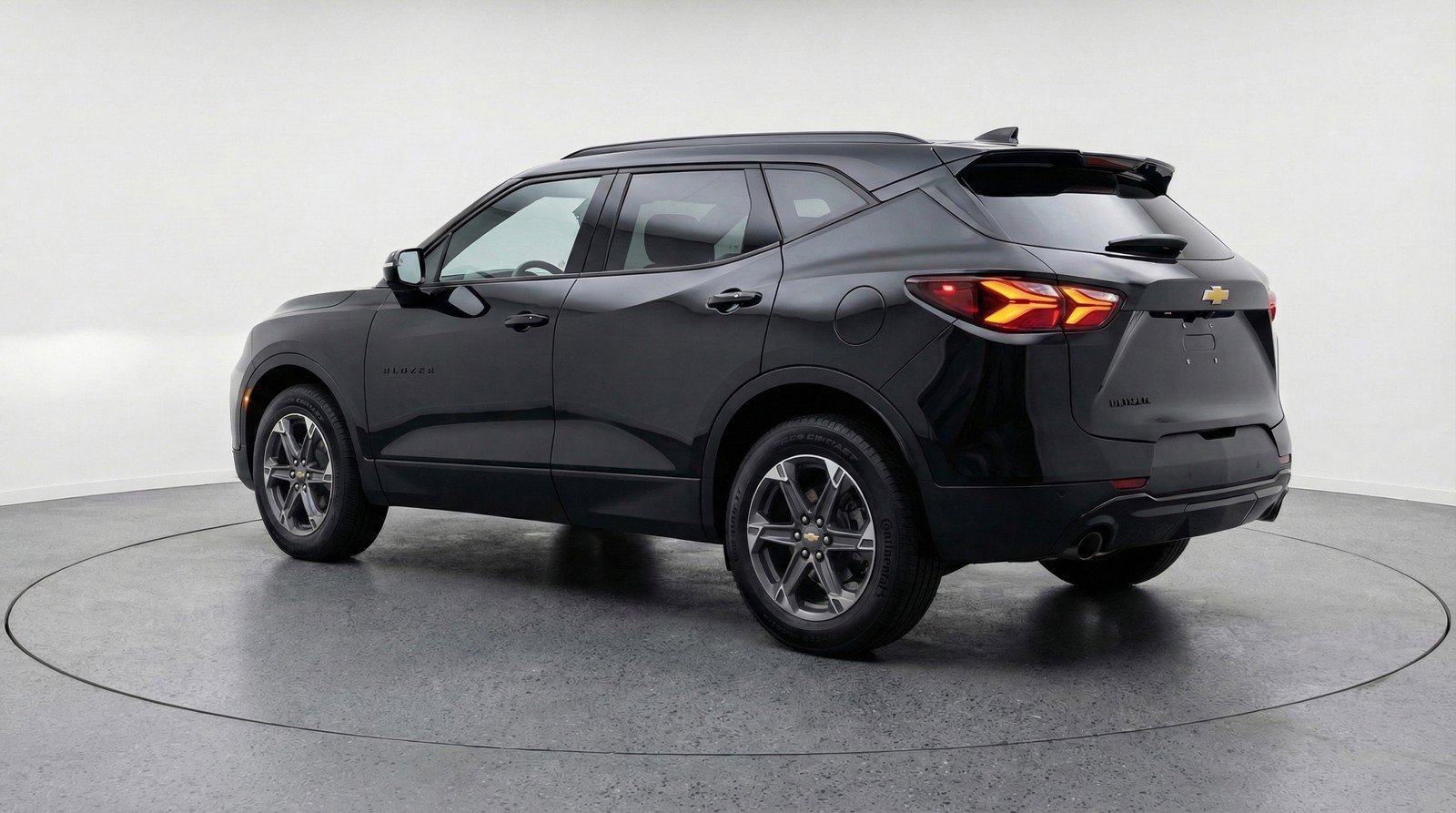 Used 2025 Chevrolet Blazer LT image 6
