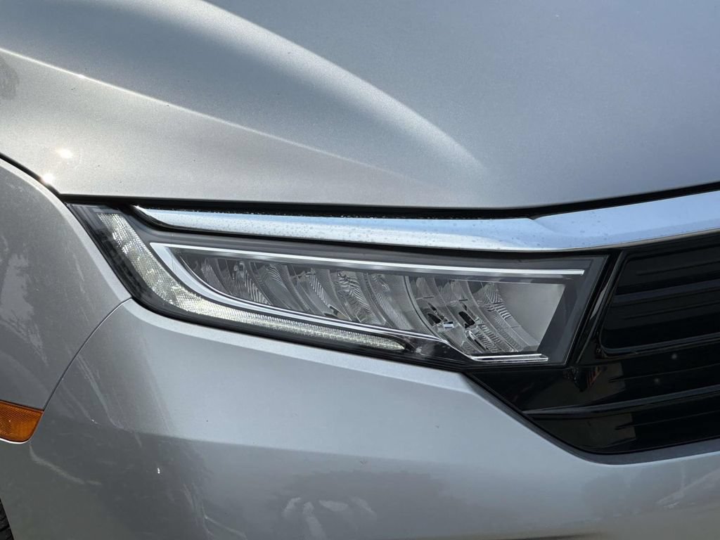 Certified 2023 Honda Odyssey Touring image 7