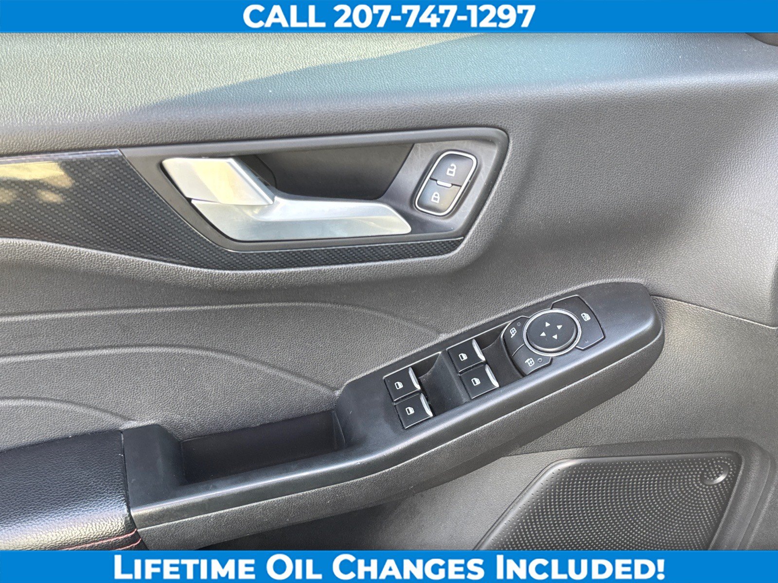 Used 2025 Ford Escape ST-Line AWD/4WD image 11