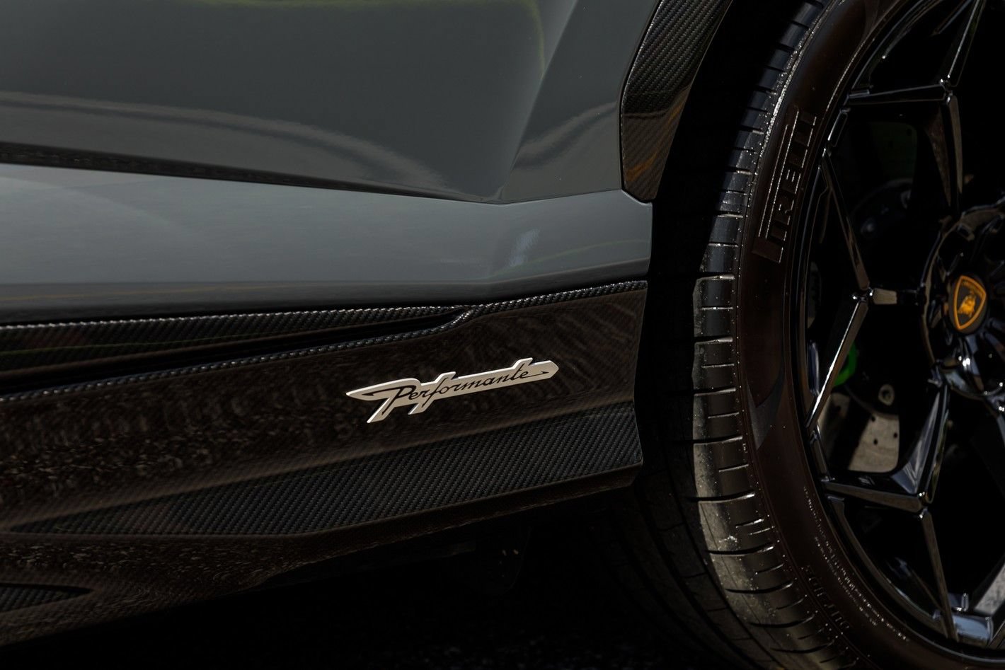 Used 2023 Lamborghini Urus Performante AWD/4WD image 8