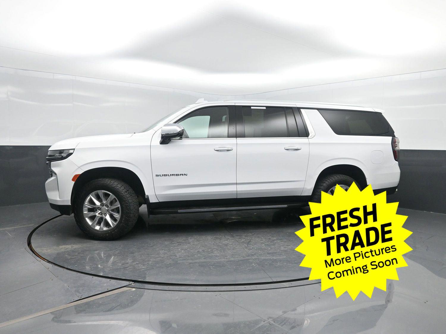Used 2021 Chevrolet Suburban Premier w/ Premium Package image 1