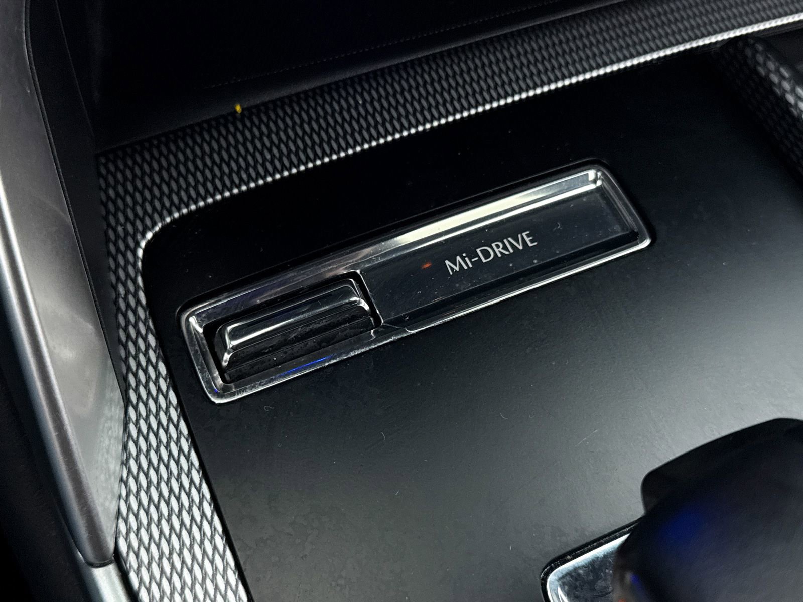 Certified 2025 MAZDA CX-90 3.3 Turbo S w/ Premium Package image 11