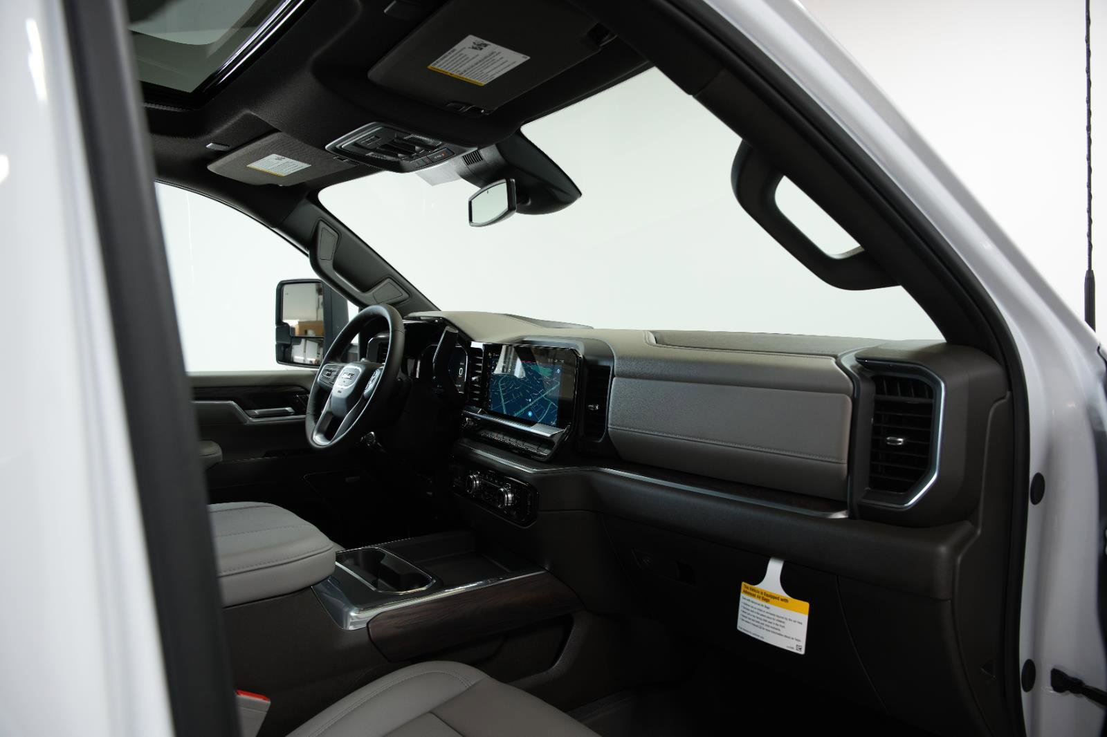 New 2026 GMC Sierra 2500 SLT w/ SLT Premium Package image 17