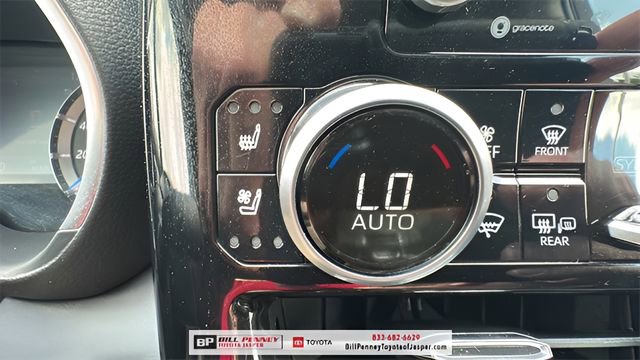 Used 2021 Toyota Highlander Limited image 23