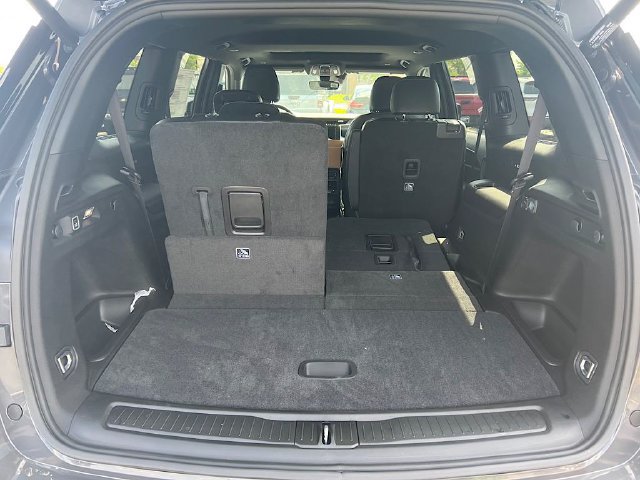 New 2025 Jeep Grand Cherokee L Altitude AWD/4WD image 21