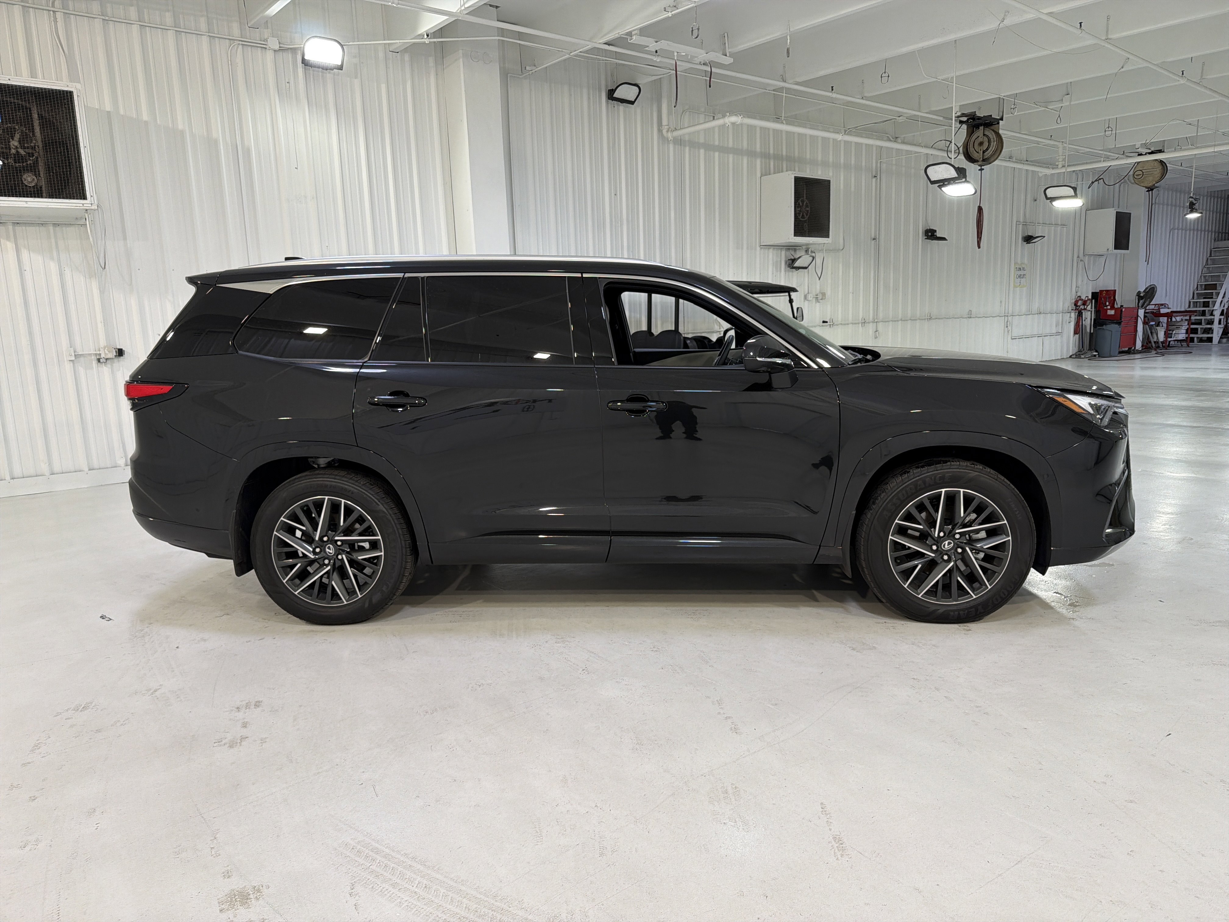 Used 2026 Lexus TX 350 AWD w/ Technology Package image 6