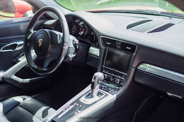 Used 2013 Porsche 911 Carrera RWD image 23