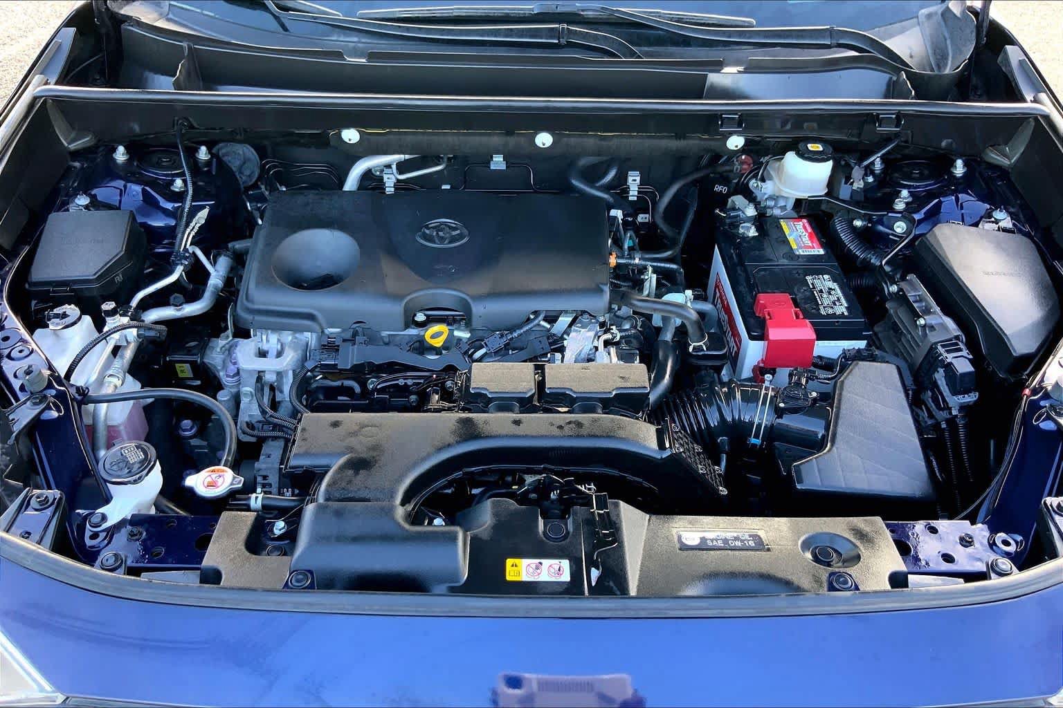 Used 2021 Toyota RAV4 XLE AWD/4WD image 31