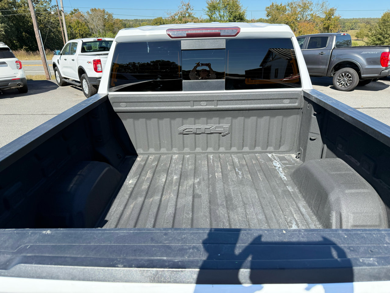 Used 2021 GMC Sierra 1500 AT4 w/ AT4 Value Package image 6