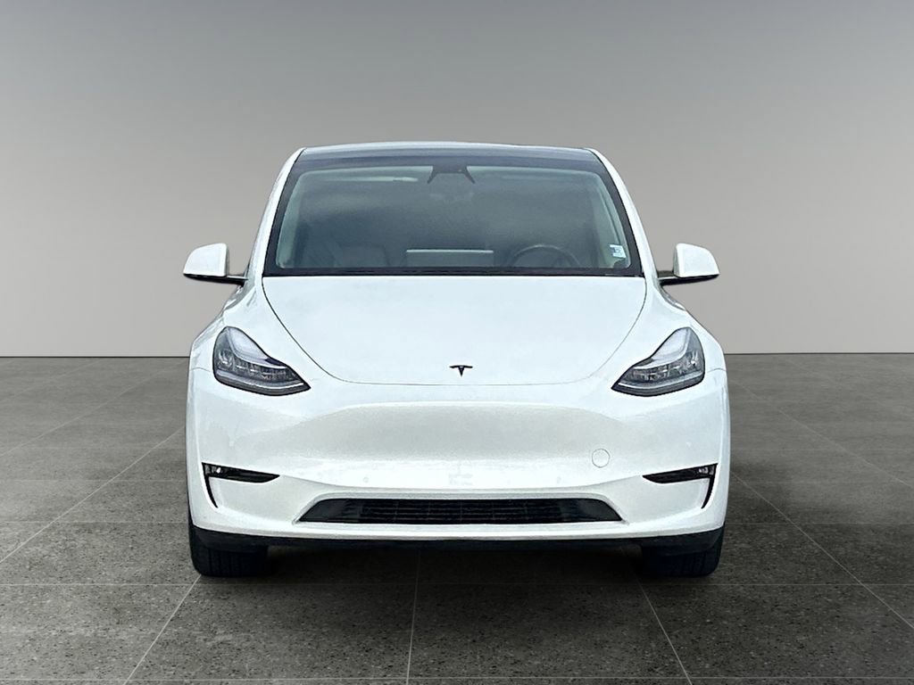 Used 2021 Tesla Model Y Long Range AWD/4WD image 2