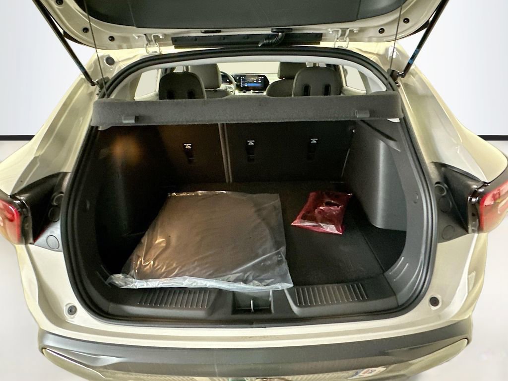 New 2026 Chevrolet Trax ACTIV FWD image 27