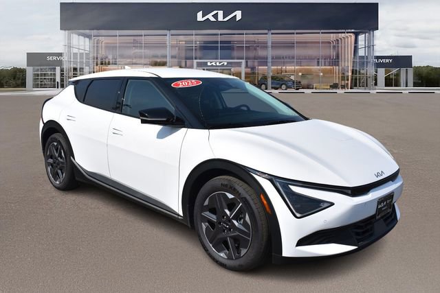 New 2025 Kia EV6 Light image 1