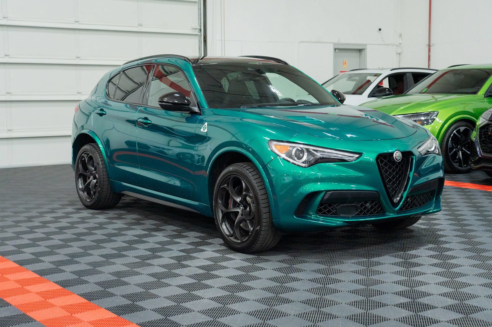 Used 2022 Alfa Romeo Stelvio Quadrifoglio w/ Active Assist Plus Package AWD/4WD image 10
