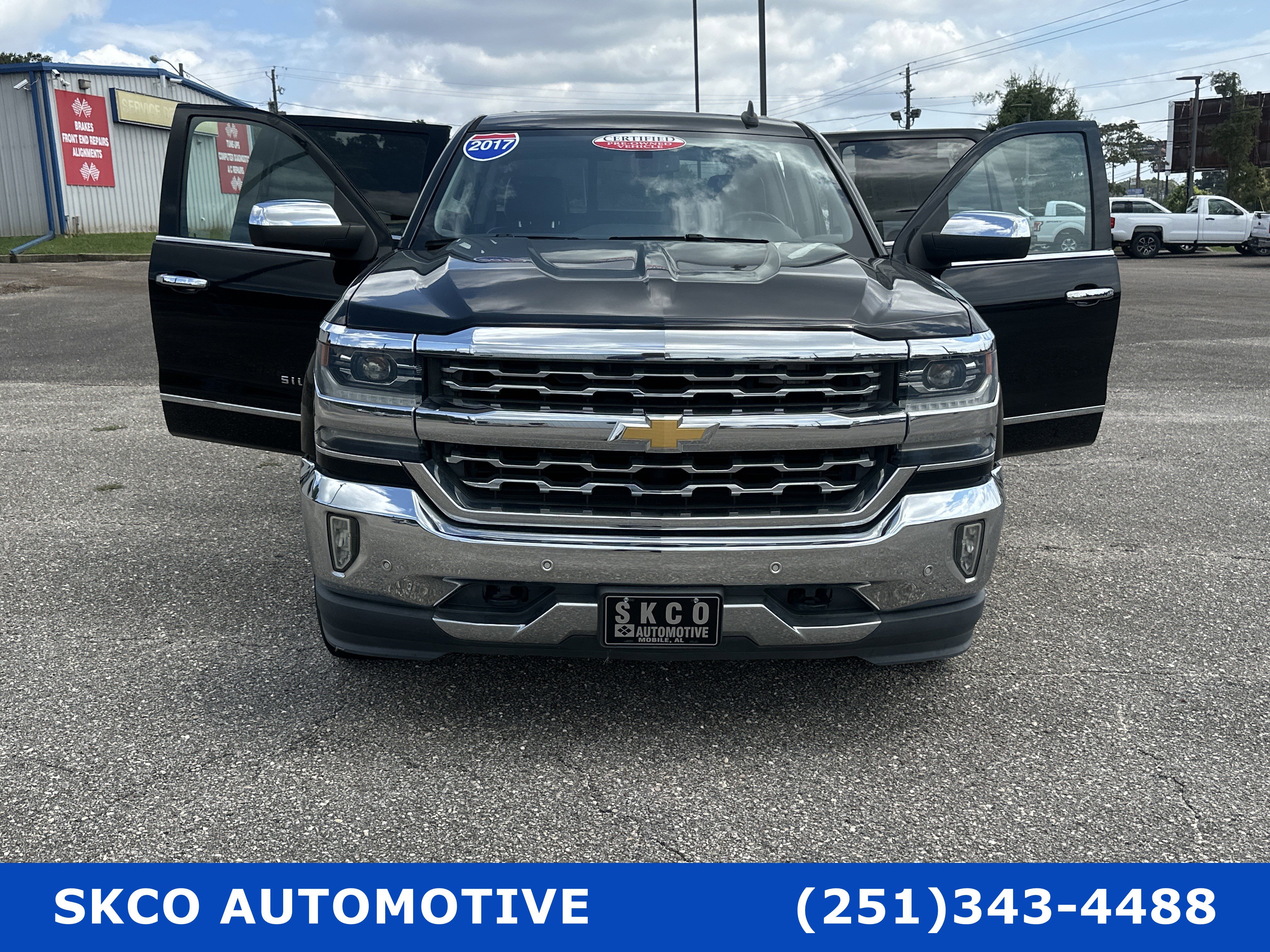 Used 2017 Chevrolet Silverado 1500 LTZ w/ High Desert Package image 32