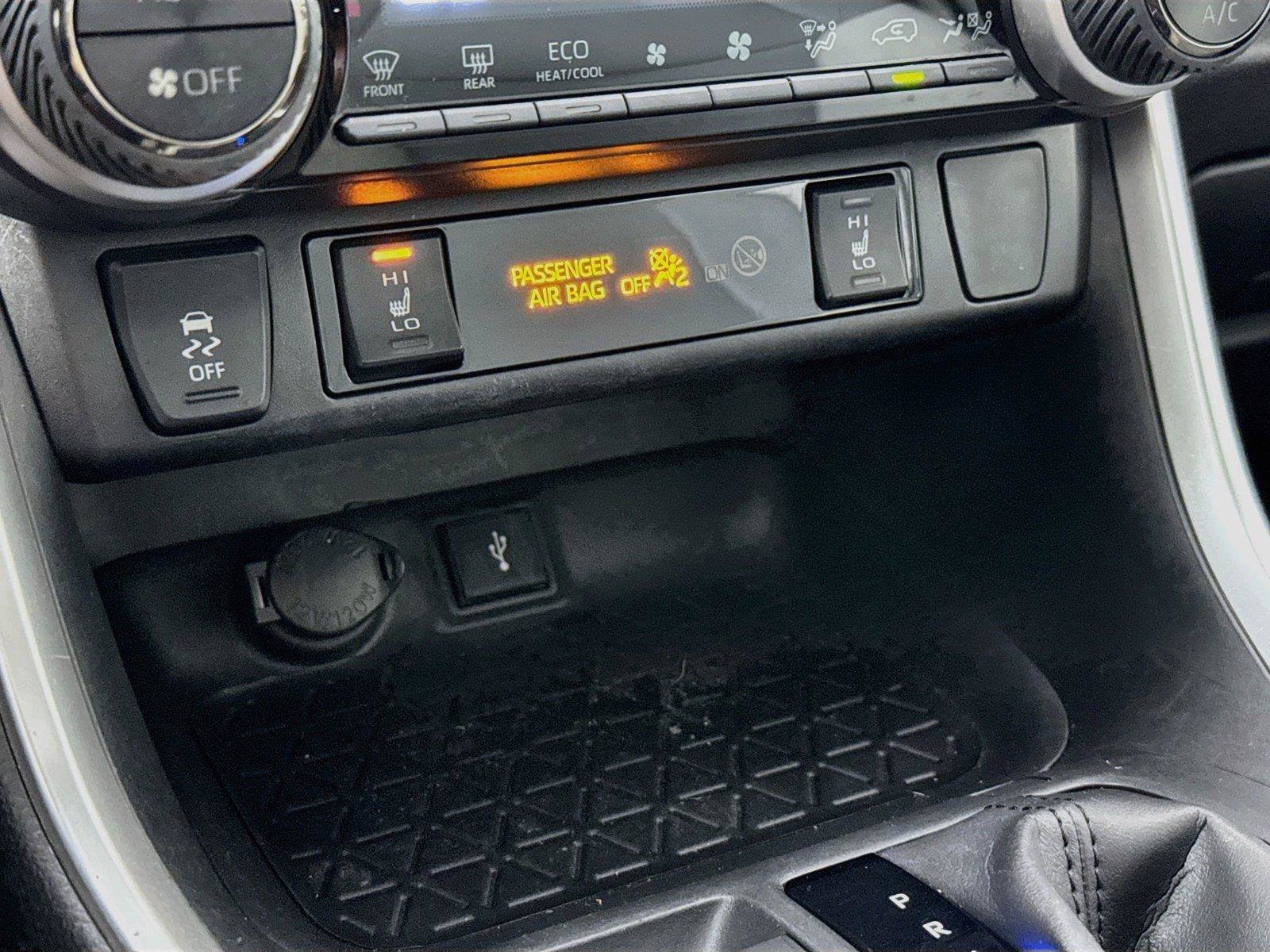 Certified 2021 Toyota RAV4 XLE Premium AWD/4WD image 27