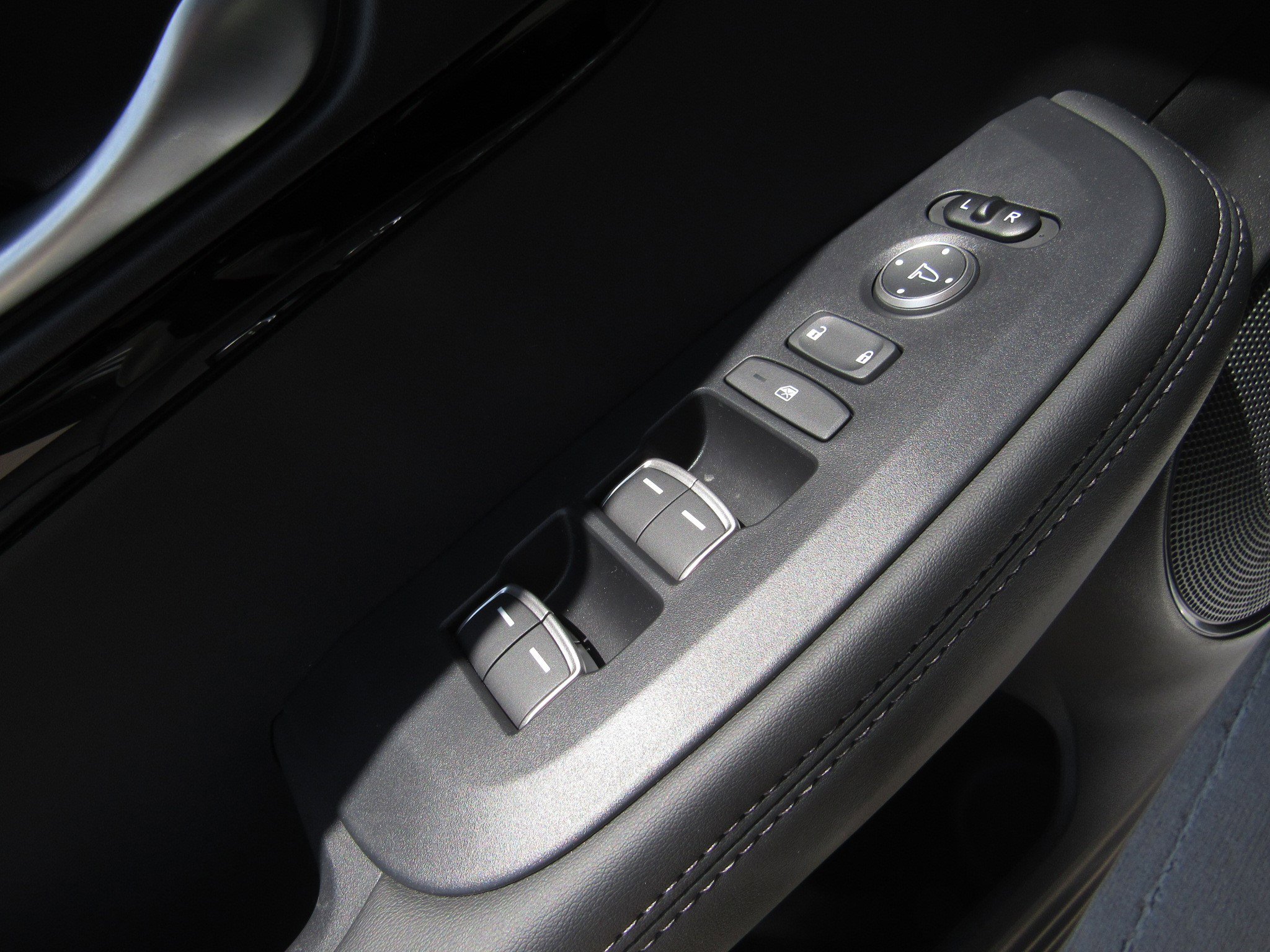 Certified 2025 Acura ADX FWD image 25