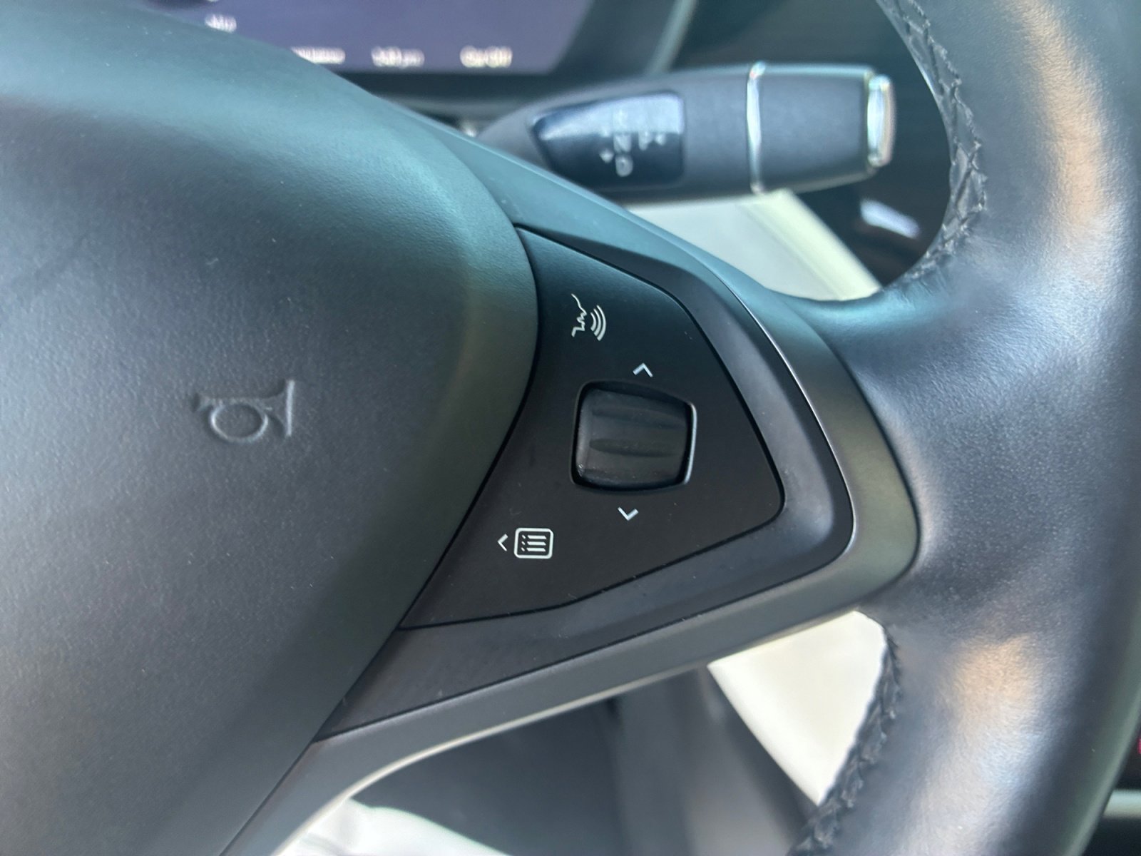 Used 2018 Tesla Model X 75D image 13