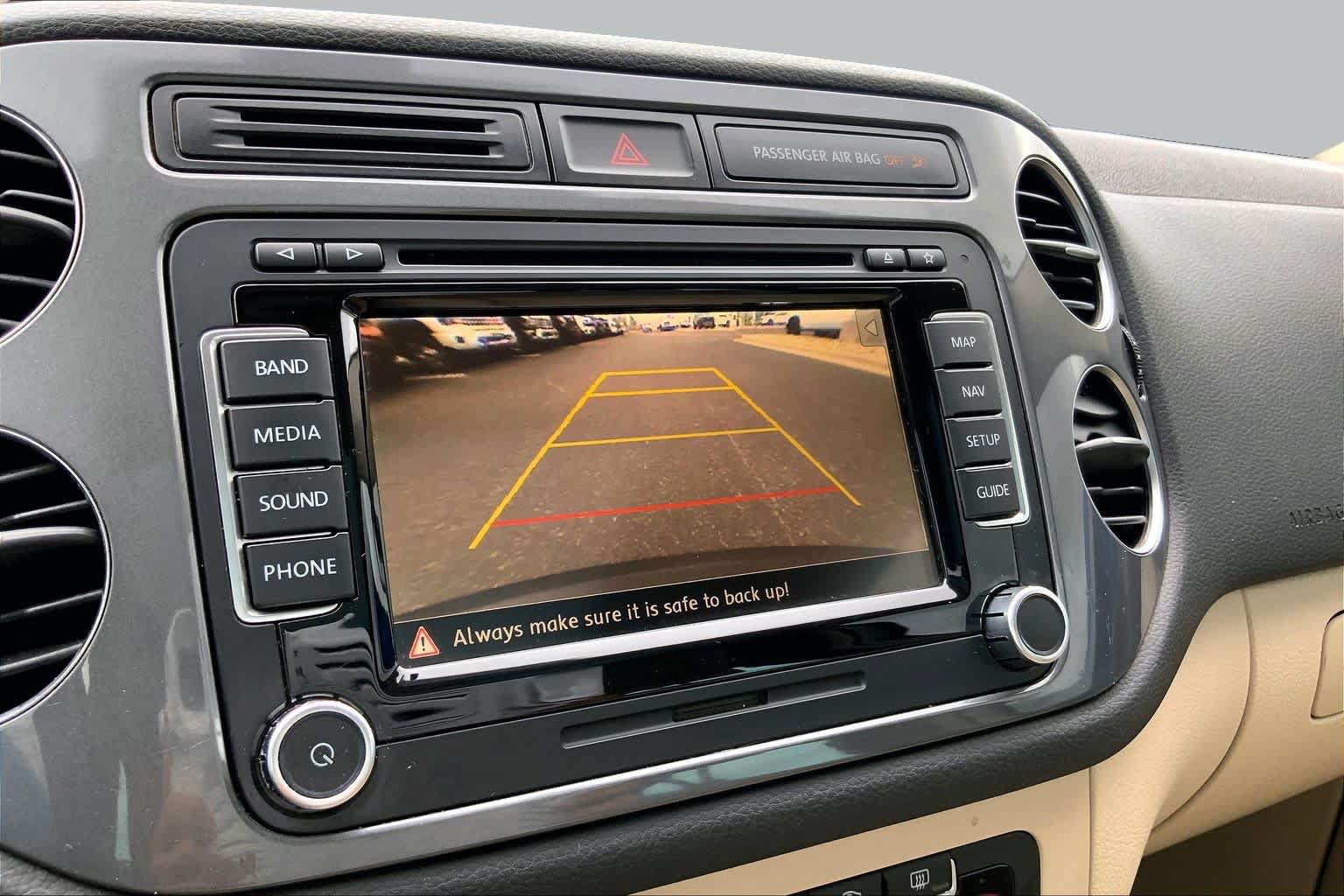 Used 2012 Volkswagen Tiguan SEL FWD image 26