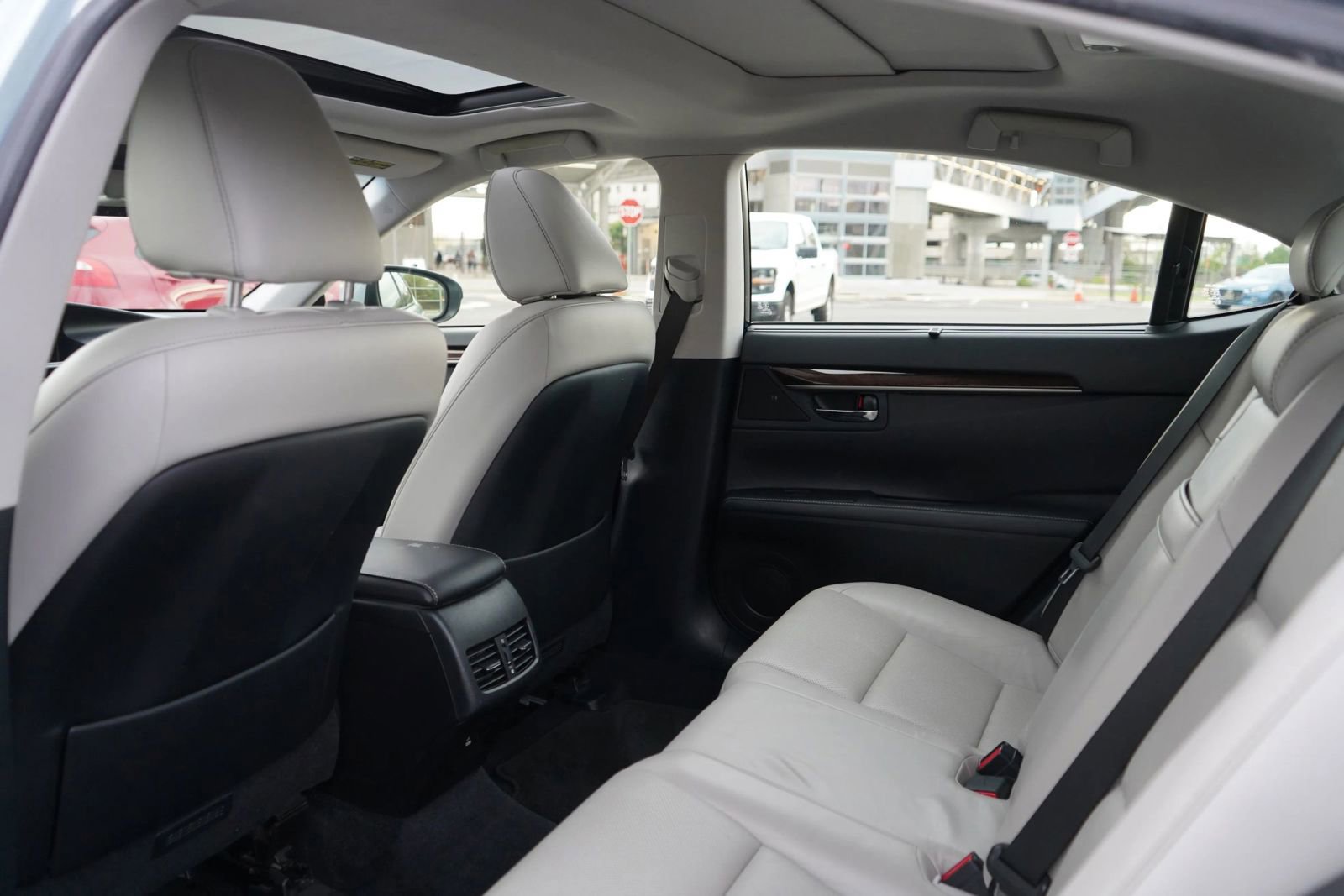 Used 2013 Lexus ES 350 image 19