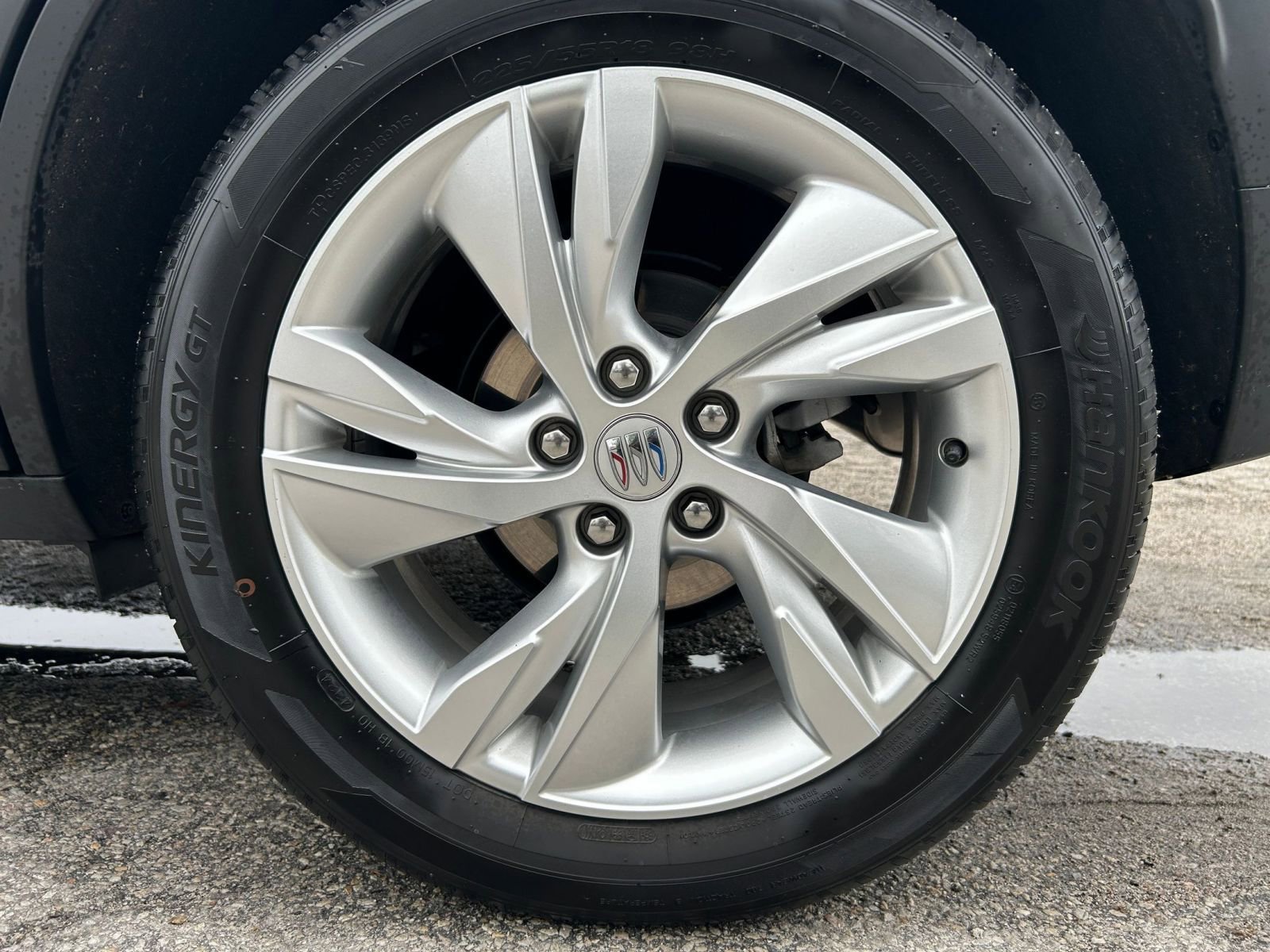 Used 2025 Buick Encore GX Preferred FWD image 24