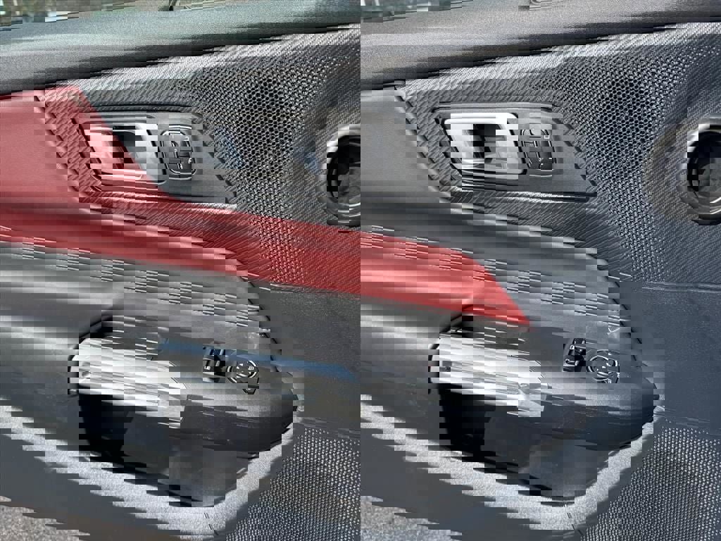 Used 2024 Ford Mustang GT Premium image 15