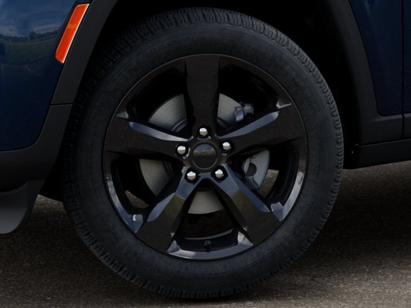 New 2026 Jeep Grand Cherokee L Limited w/ Limited Altitude Package AWD/4WD image 9