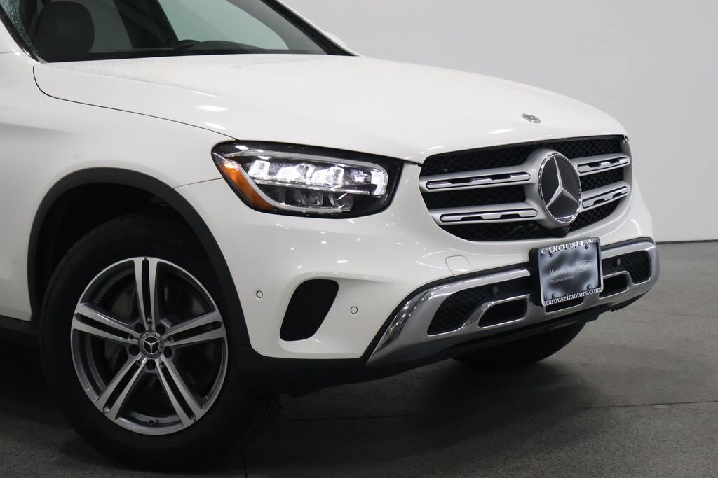 Certified 2022 Mercedes-Benz GLC 300 4MATIC w/ Driver Assistance Package image 3