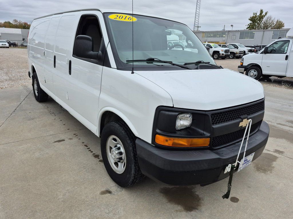 Used 2016 Chevrolet Express 2500 Extended image 1