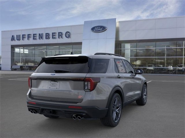 New 2025 Ford Explorer ST image 8